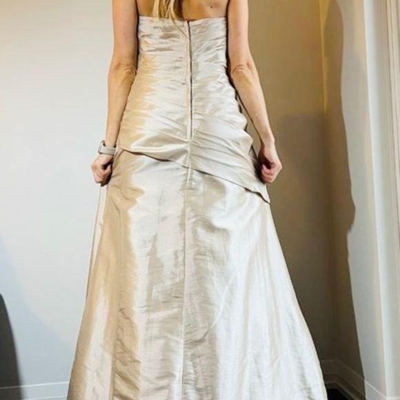 Mori Lee New Party Dress With Tag Size 12 Gold Colour - Picture 3 of 4